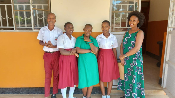 Unterstützung für junge Frauen in Uganda