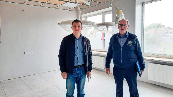 Besichtigung der 5. Etage wo die neuen Stationen Platz finden sollten  Kinder und Herz