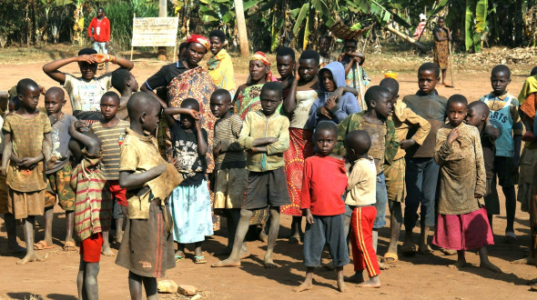 Haushalts-Kits für neuankömmlinge im Rhino Camp Zone 8
